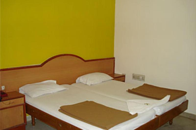 Hotel Gopi Krishna Tirupati Exterior photo