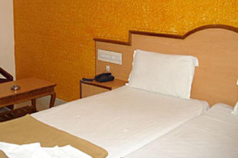 Hotel Gopi Krishna Tirupati Exterior photo