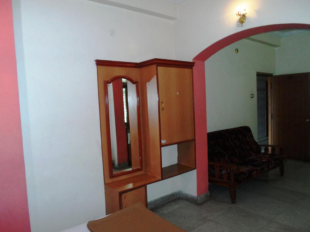 Hotel Gopi Krishna Tirupati Room photo
